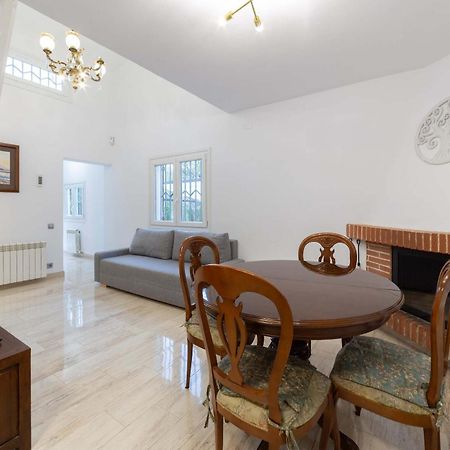 Silom House Βίλα Sant Pere De Ribes Εξωτερικό φωτογραφία