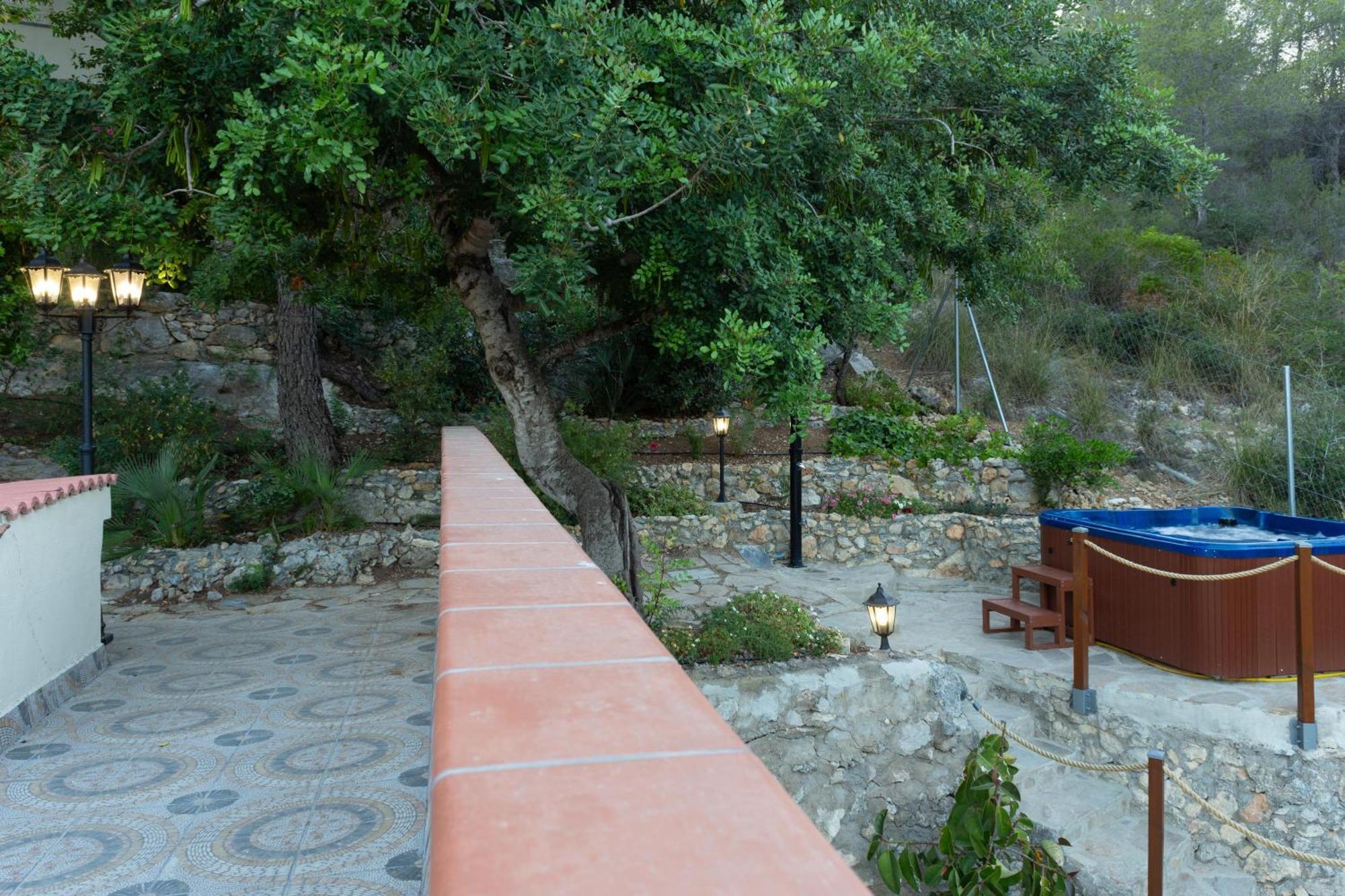 Silom House Βίλα Sant Pere De Ribes Εξωτερικό φωτογραφία
